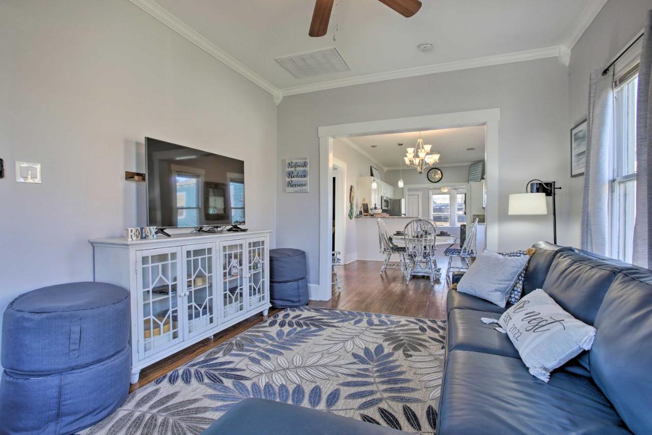 Cozy Beach Bungalow Near Galveston Seawall And Pier Exterior foto